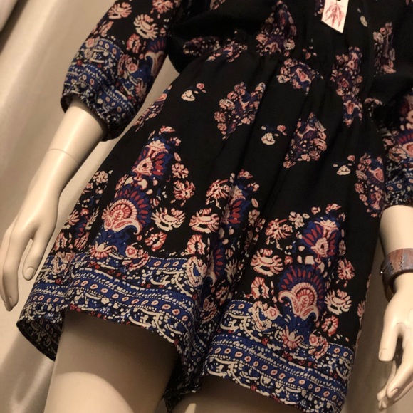 Rags To Riches Romper - Picture 6 of 16